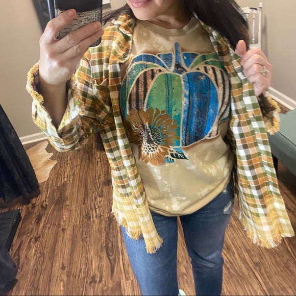 SMALL Bleached Plaid Flannel / Shacket - Picture 10 of 13